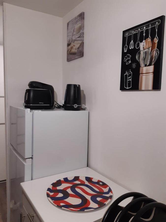 Joli Appartement T2 Agglo Troyes Sainte-Savine Luaran gambar